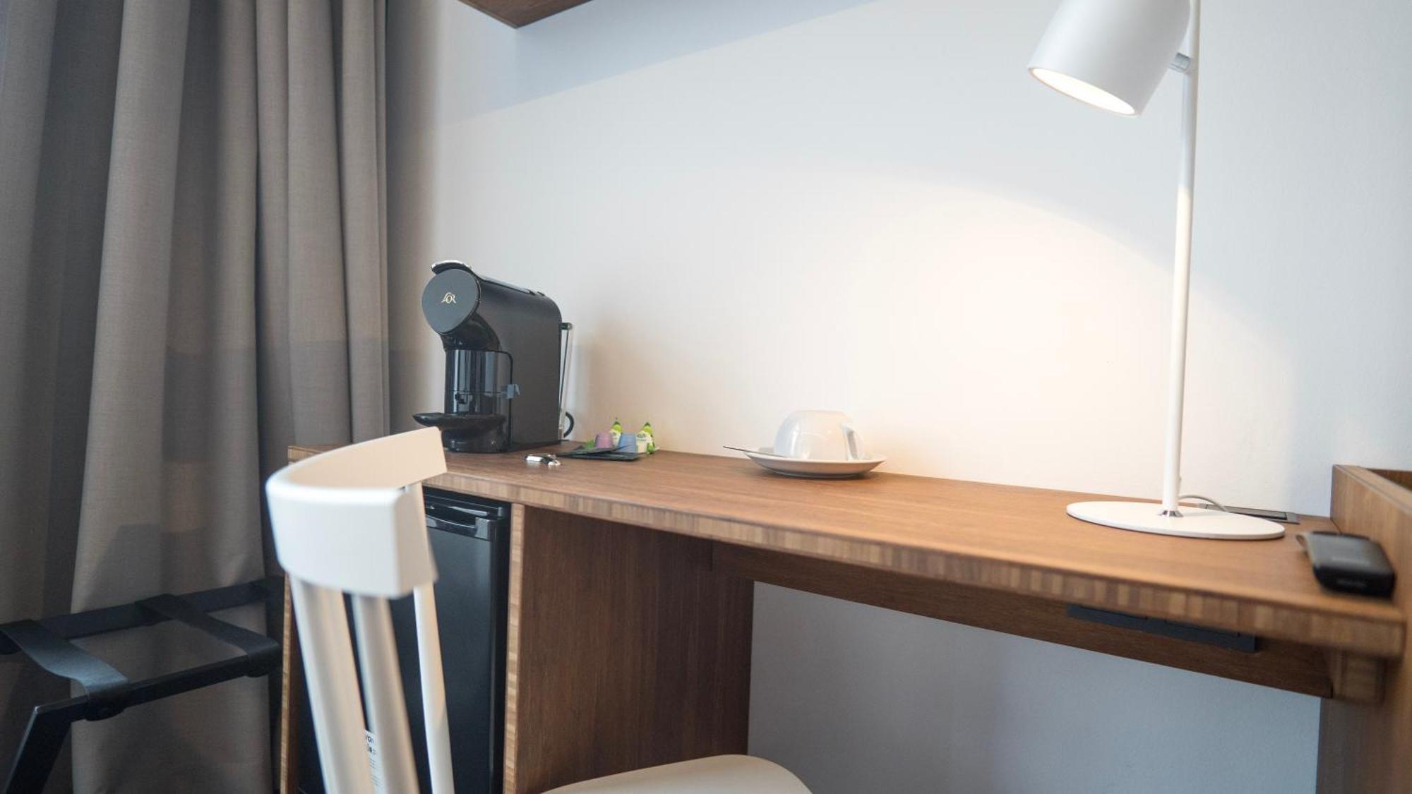 Tin Inn - Heinsberg - Das Hotel Aus Hochwertig Ausgebauten Ueberseecontainern 外观 照片